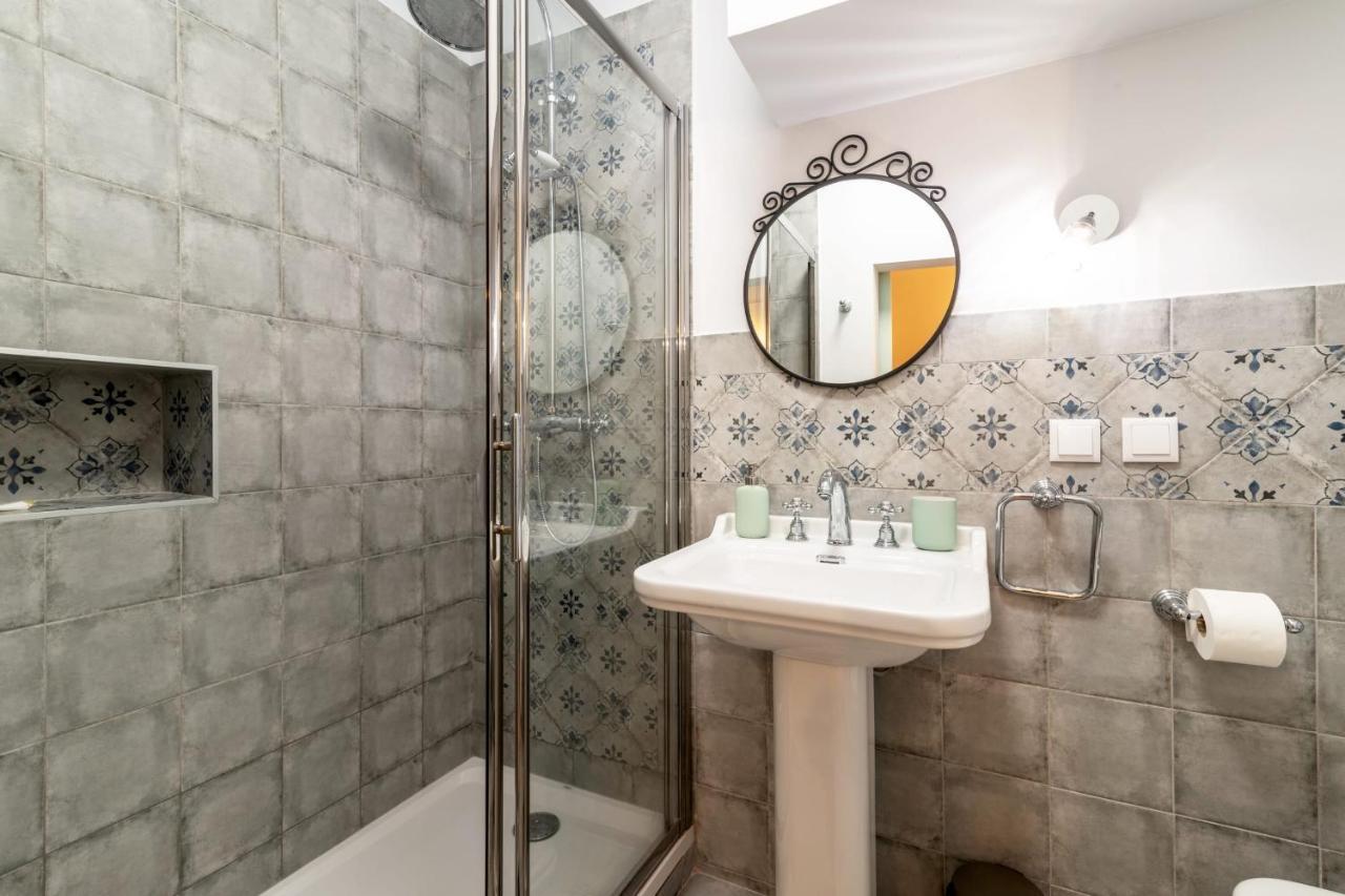 דירות ליסבון Guestready - Cosy Madalena Flat מראה חיצוני תמונה