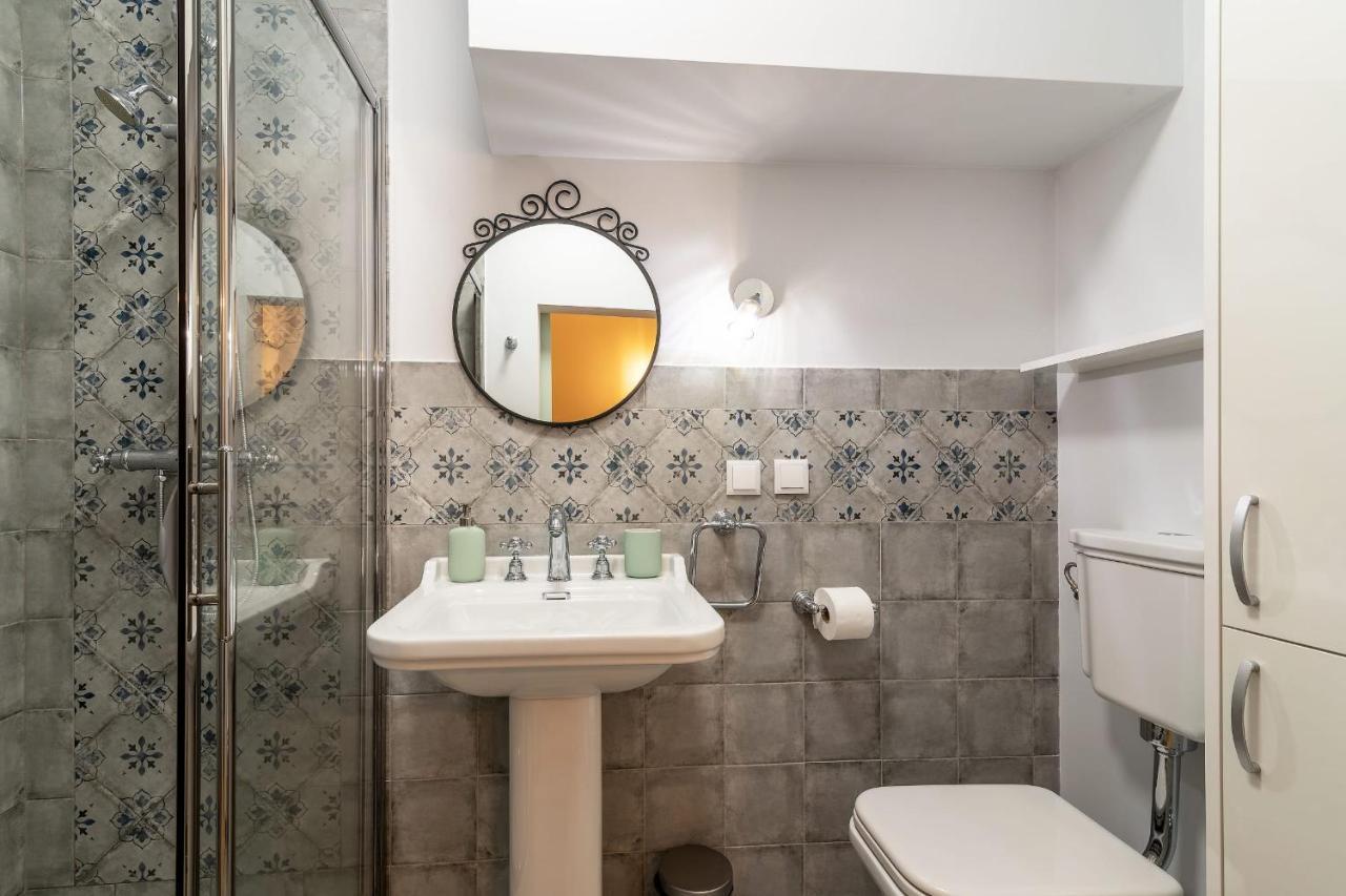 דירות ליסבון Guestready - Cosy Madalena Flat מראה חיצוני תמונה